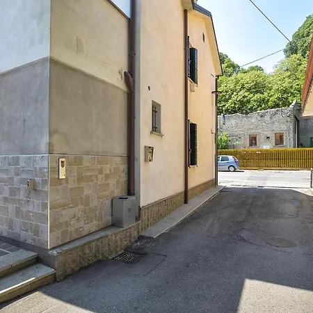 Beautiful In Montemerlo With Kitchen 펜션 Villa Marin